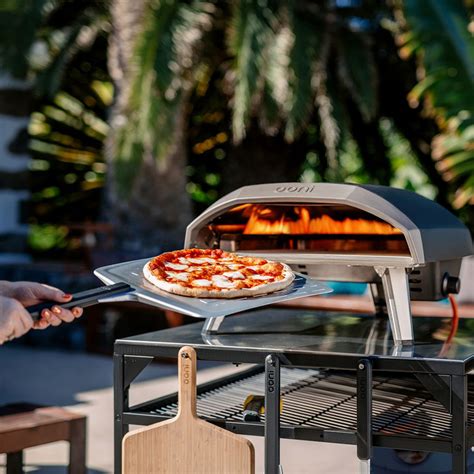 Outdoor Pizza Ovens Taking Your Kitchen To The Next Level B