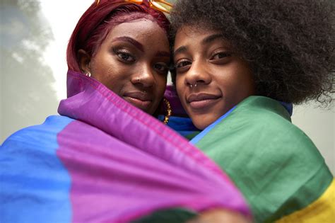 How To Support Lgbtq Youth Lgbtq In Schoolshellogiggles