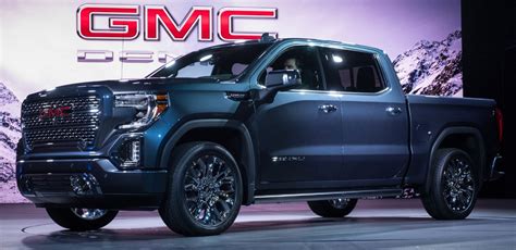 With more people than ever investing in trucks and suvs to ferry their families and toys to faraway places, gmc is. 2021 GMC Sierra HD Denali Price, Release Date, Changes | PickupTruck2020.Com
