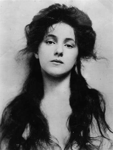 Evelyn Nesbit The Model Ensnared In A Deadly Love Triangle