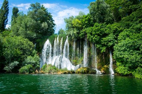 Visitors Guide To National Park Krka Waterfalls Wanderingtrader