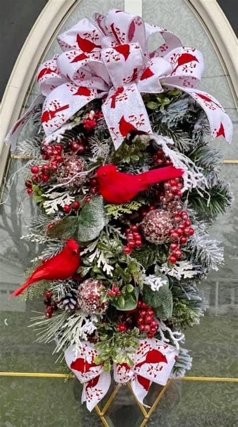 24 Christmas Teardrop Cardinal Swag Frosted Pinecones Etsy Cardinal