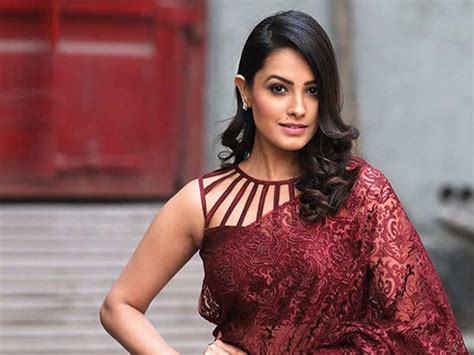 anita hassanandani born as natasha hassanandani is an indian actress who majorly works in hindi