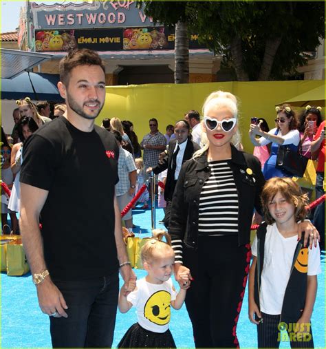 Christina Aguileras Kids Wear Their Emojis To Emoji Movie Premiere