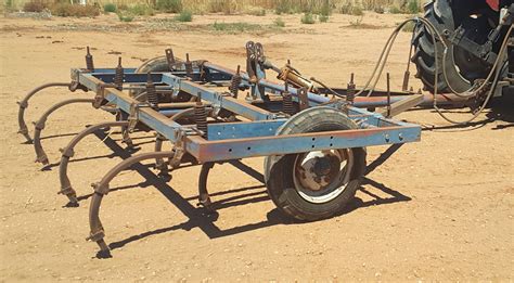 Chisel Plough | Machinery & Equipment - Tillage and Seeding For