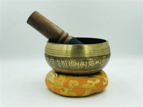 singing bowl healing therapy tibet house