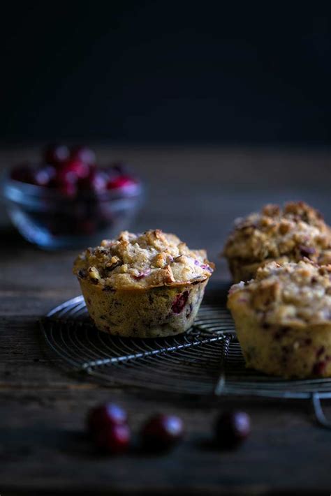 These aren't packed with heavy spices, but just let the pure delicious flavors shine through! Fresh Cranberry Pecan Muffins with Streusel Topping ...