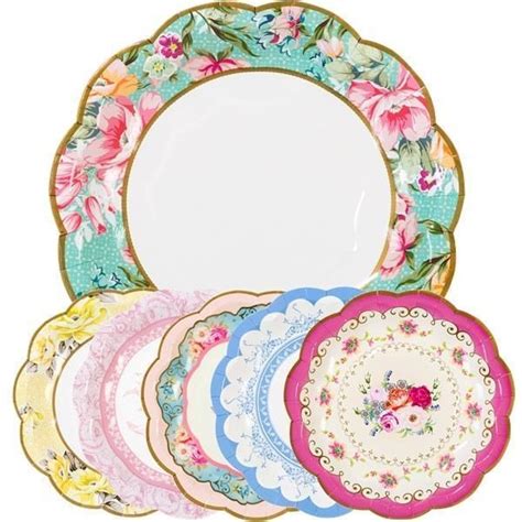 Create The Perfect Vintage Style Party With These Pretty Paper Plates