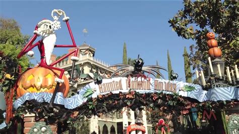 Full Ride Haunted Mansion Holiday 2013 At Disneyland Youtube