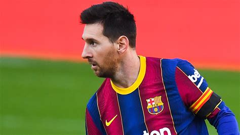 Maybe you would like to learn more about one of these? 'Fake news!' - Messi's father rubbishes PSG transfer ...