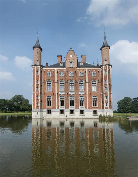 A Belgian Castle With A Heroic Past Mansion Global