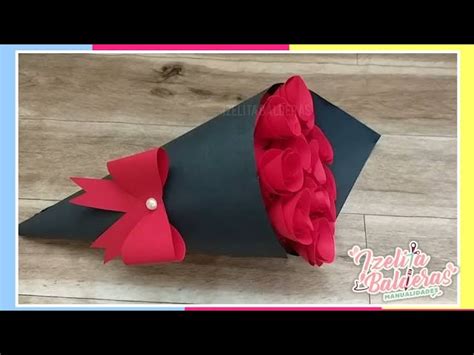 Guía paso a paso Cómo hacer un ramo de flores de papel fácilmente en