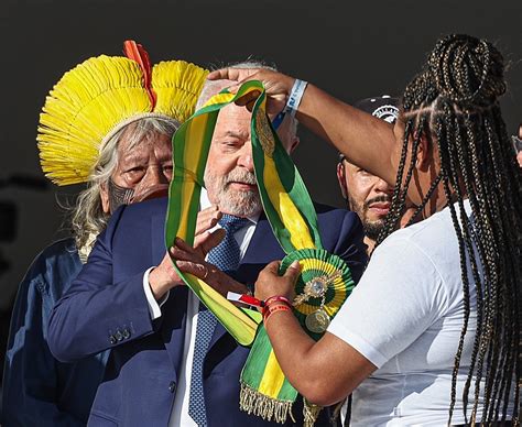 Brasil Qui Nes Le Pusieron La Banda Presidencial A Lula Resumen