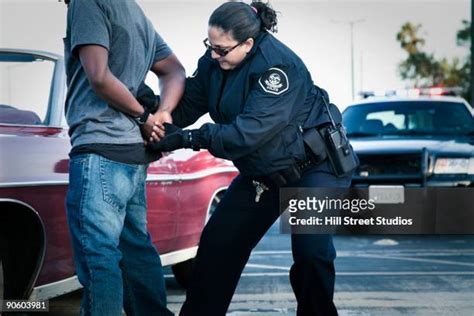 Black Female Police Officers Stock Fotos Und Bilder Getty Images