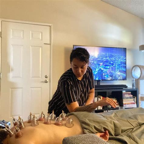 Meet Sin Kennedy Massage Therapist And Holistic Healer Shoutout Socal