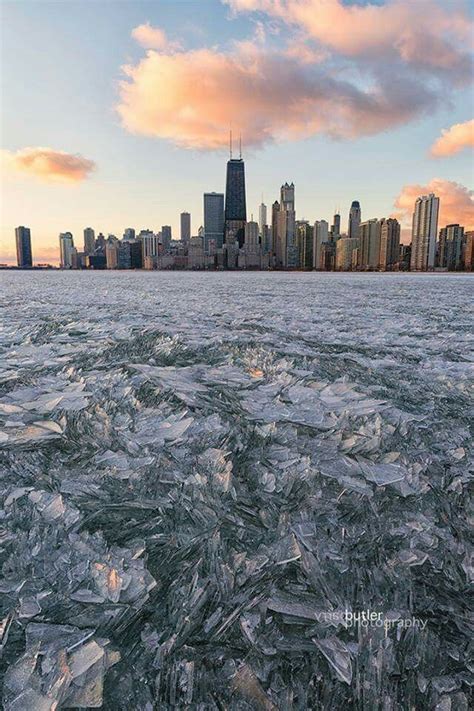Chicago In The Winter Frozen Lake Michigan What A Beautiful Shot