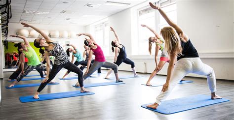 Die bewegungsausführung des körpers im raum wird geschult, und die ausführung verschiedenster. Group Classes - Euforie Fitness a Wellness Praha