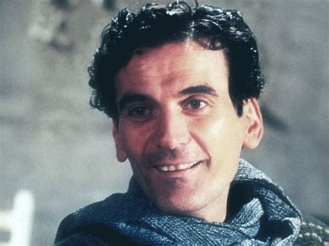 Attore, regista e sceneggiatore nascita: Massimo Troisi: 5 cose da sapere sulla storia dell'attore