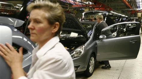 Weniger Kurzarbeit Abwrackprämie nützt Opel Mitarbeitern in Eisenach