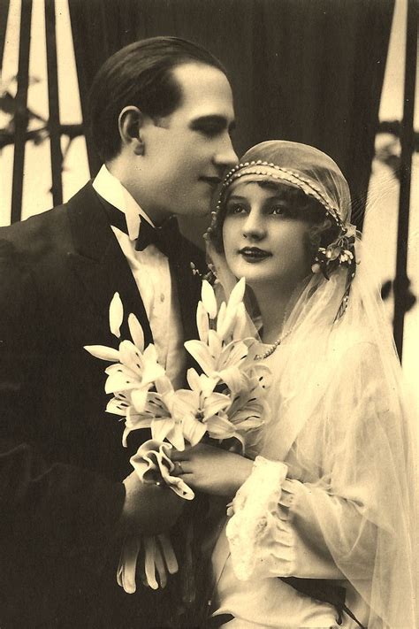 Pin By Shannon Peck On Vintage Couples Old Wedding Photos Vintage