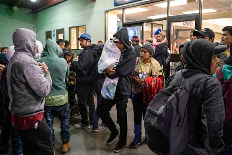 Ice Quietly Drops 200 Asylum Seekers At El Paso Bus Station With No