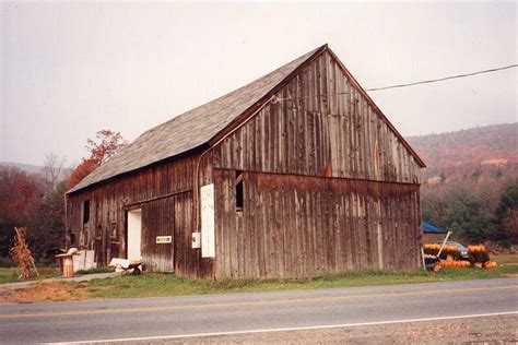 Remember These Most Popular Styles Of Old Barns History Daily