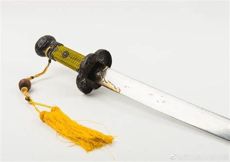 Ming Dynasty Saber Swords Medieval Swords And Daggers Cool Swords