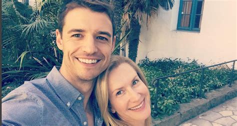 ‘the Office Star Angela Kinsey Is Officially Married Angela Kinsey