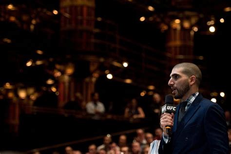 Espn Analyst Ariel Helwani All Set To Join The Action Network Essentiallysports