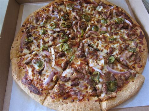 Review Pizza Hut Spicy Sicilian Hand Tossed Pizza
