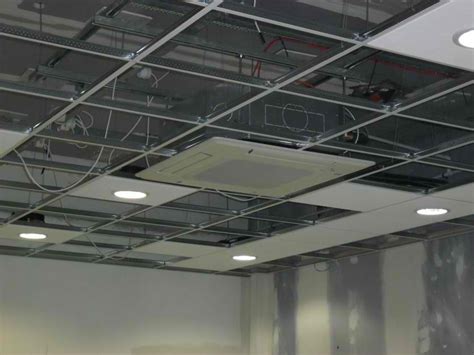 A suspended ceiling can cover a lot of flaws and obstructions, including pipes, wiring, and ductwork. How To Install A Suspended Ceiling | kansas-city-blog.com