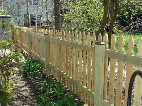 French Gothic Picket Fence Wood Fence Design Fence Design Rose