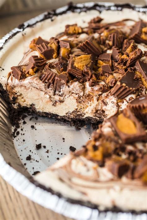 Bring cream to a simmer in a small saucepan (or microwave in a heatproof bowl). Chocolate Peanut Butter Pie - Easy Peanut Butter Cup Ice Cream Pie - Cravings Happen