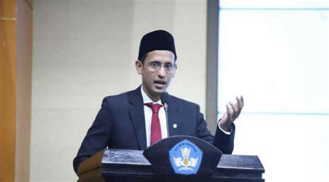 Menteri Nadiem Makarim Mahasiswa Harus Diberi Kemerdekaan Dalam Belajar