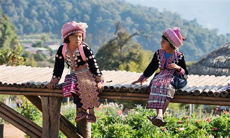 doi-suthep-white-hmong-hill-tribe-tour-half-day-chiang-mai-bangkok
