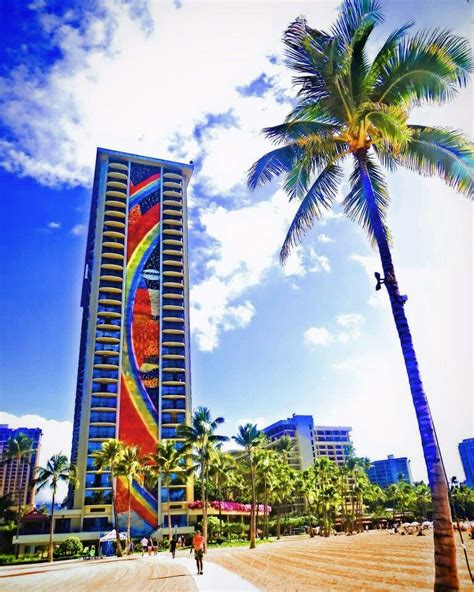 Beautiful Rainbow Tower Hilton Hawaiian Village Resort