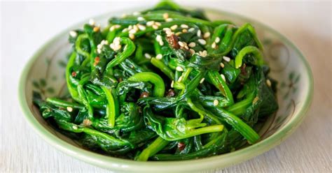 Best Spinach Side Dishes To Serve With Any Meal Insanely Good