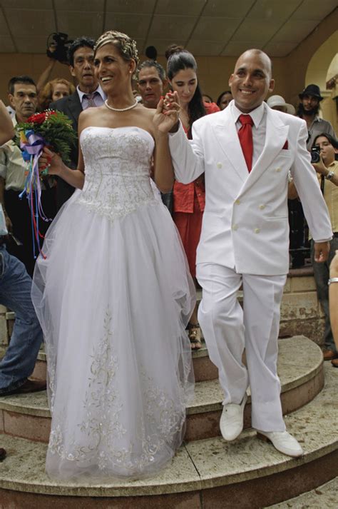 Photo Gallery Transgender Wedding In Cuba First Of Its Kind For The