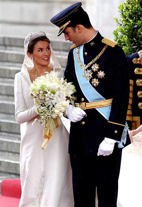 Woman gets husband with eye drops?! Queen Letizia's ex-husband Alonso Guerrero set to remarry