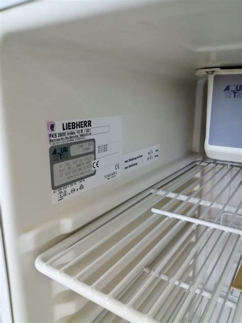 Laboratuvar Tipi Soğutmalı İnkübatör Liebherr Serlab Servis