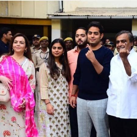 Anant ambani was born on april 10, 1995 in mumbai, maharashtra, india. Is generational change of ownership happening in Mukesh ...