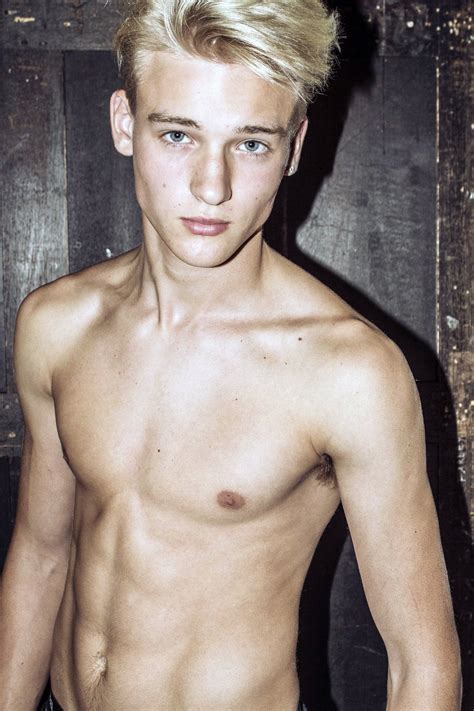 Горицвета экстракт густой, калия бромид. Adonis Gold - Adonis Photos - AdonisMale