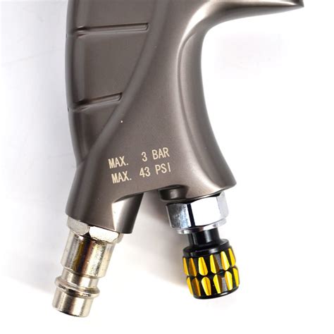 Most woodworkers begin with a water based polyresin, lacquer, or paint that has been thinned sufficiently enough to accommodate this goal. GRAVITY FEED AIR SPRAY GUN HVLP PRO 600ml 1.4mm - AWTOOLS