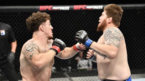 Knockout Watch Tom Aspinall Win Octagon Debut Over Jake Collier In 45 Seconds At Ufc On Espn 14