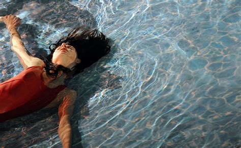 See The 7 Most Refreshing Artworks Inspired By Swimming Pools
