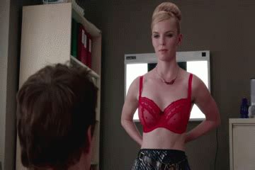 Betty Gilpin From Nurse Jackie NSFW GIF On Imgur
