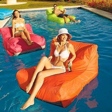 Best Luxury Pool Floats For Your Pool This Summer Hadley Court Pool