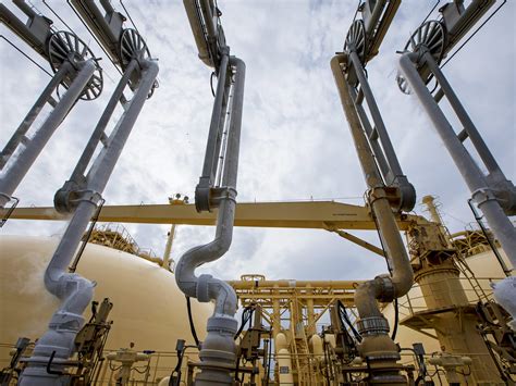 Iran Revives Lng Export Plan As World Scrambles For Natural Gas Bloomberg