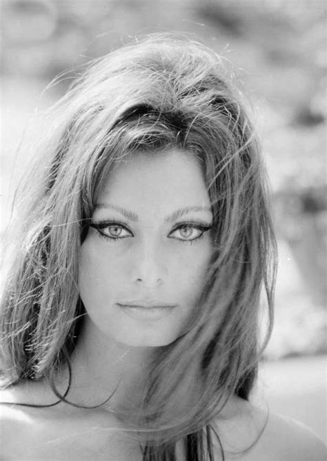 Explore juliss11's photos on flickr. » Sophia Loren ses mensurations sa taille son poids