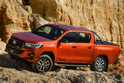 Toyota Hilux Double Cab Specs And Photos 2018 2019 2020 Autoevolution